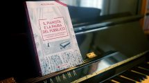 Pianista paura palco