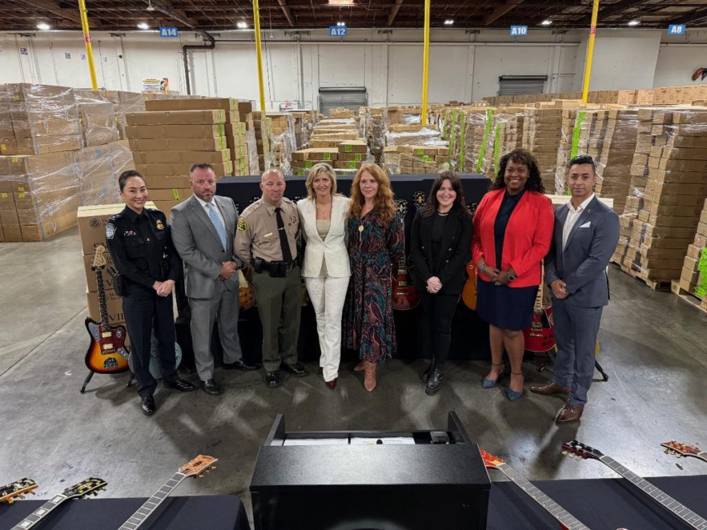 Above (L-R): Cheryl Davies (CBP Director of Field Operations in Los Angeles), John Pasciucco (Los Angeles Deputy Special Agent in Charge, HSI), William J. Kitchin ll (Lieutenant Los Angeles County Sheriff’s Department, LASD), Andrea Bates (Partner, Bates and Bates), Beth Heidt (Chief Marketing Officer, Gibson), Raeann Vinton (Cultural Influence at Gibson), Africa R. Bell (Port Director LA/Long Beach Seaport, CBP), and Angel Villagrana (CBP Customs Trade Officer).